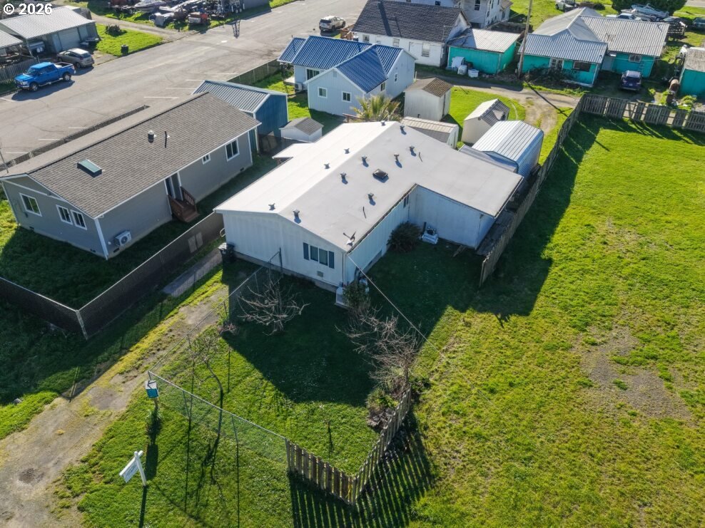 631 2ND AVE