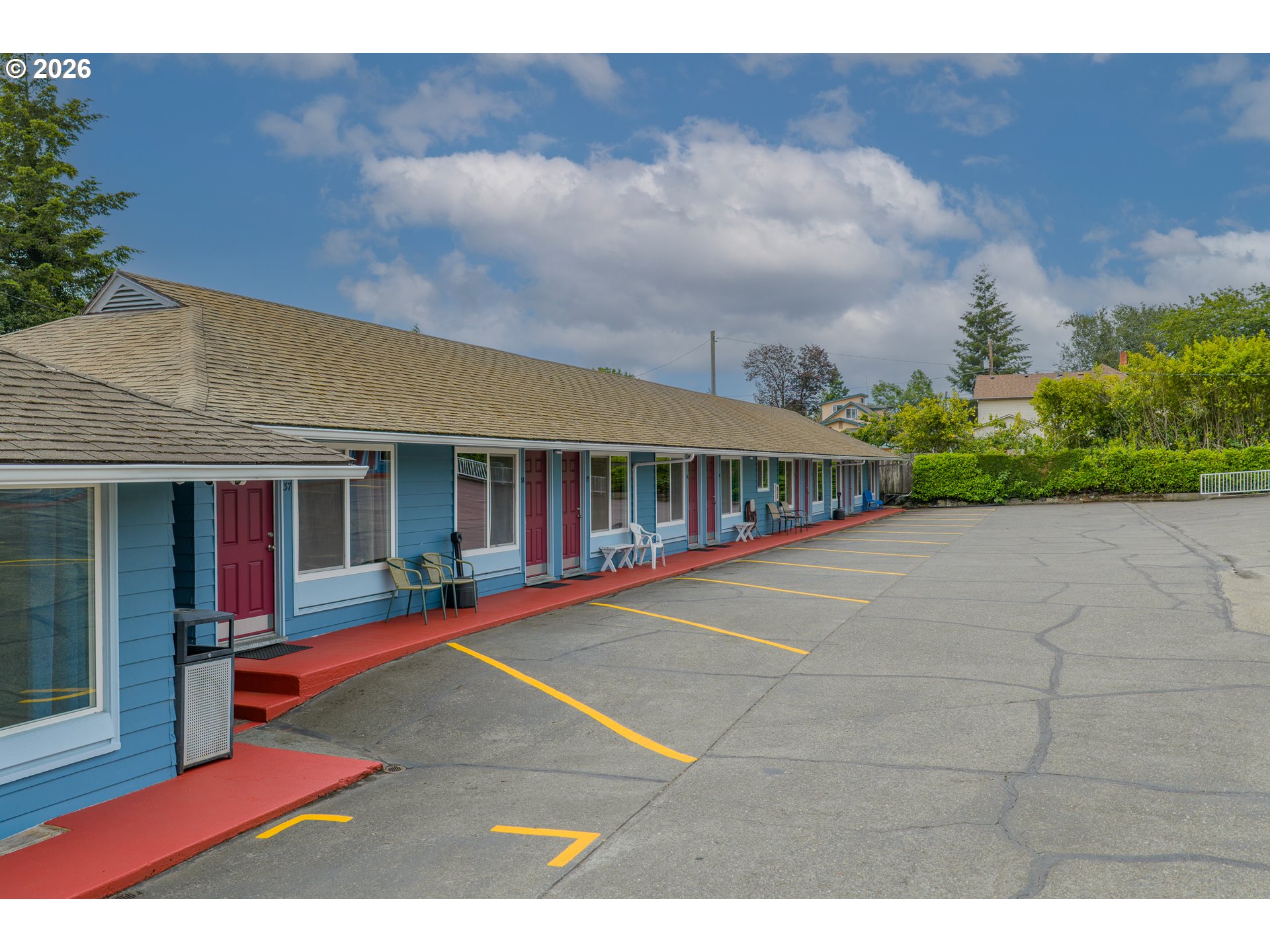 787 N CENTRAL BLVD