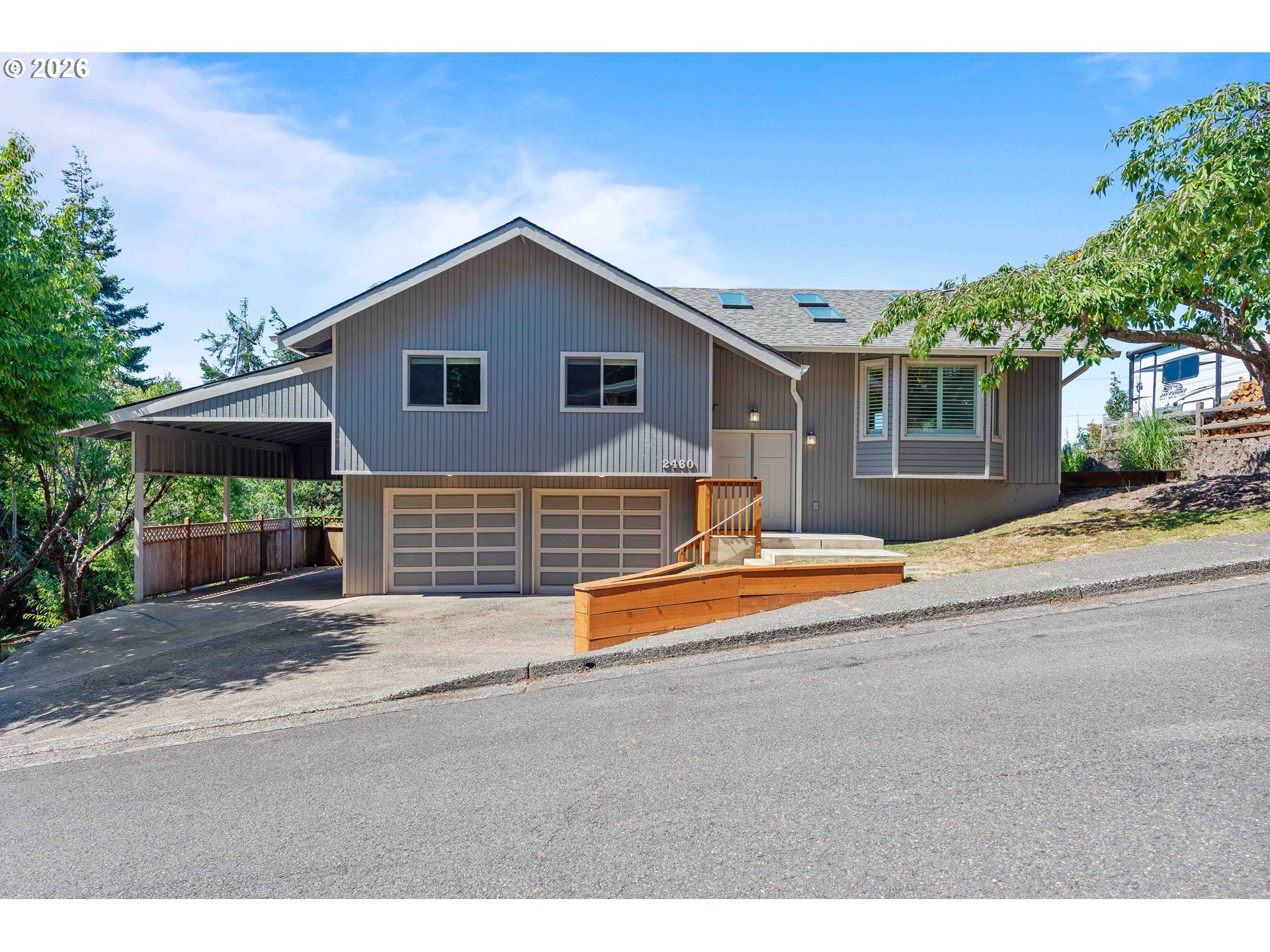 2460 STEPHANIE LN