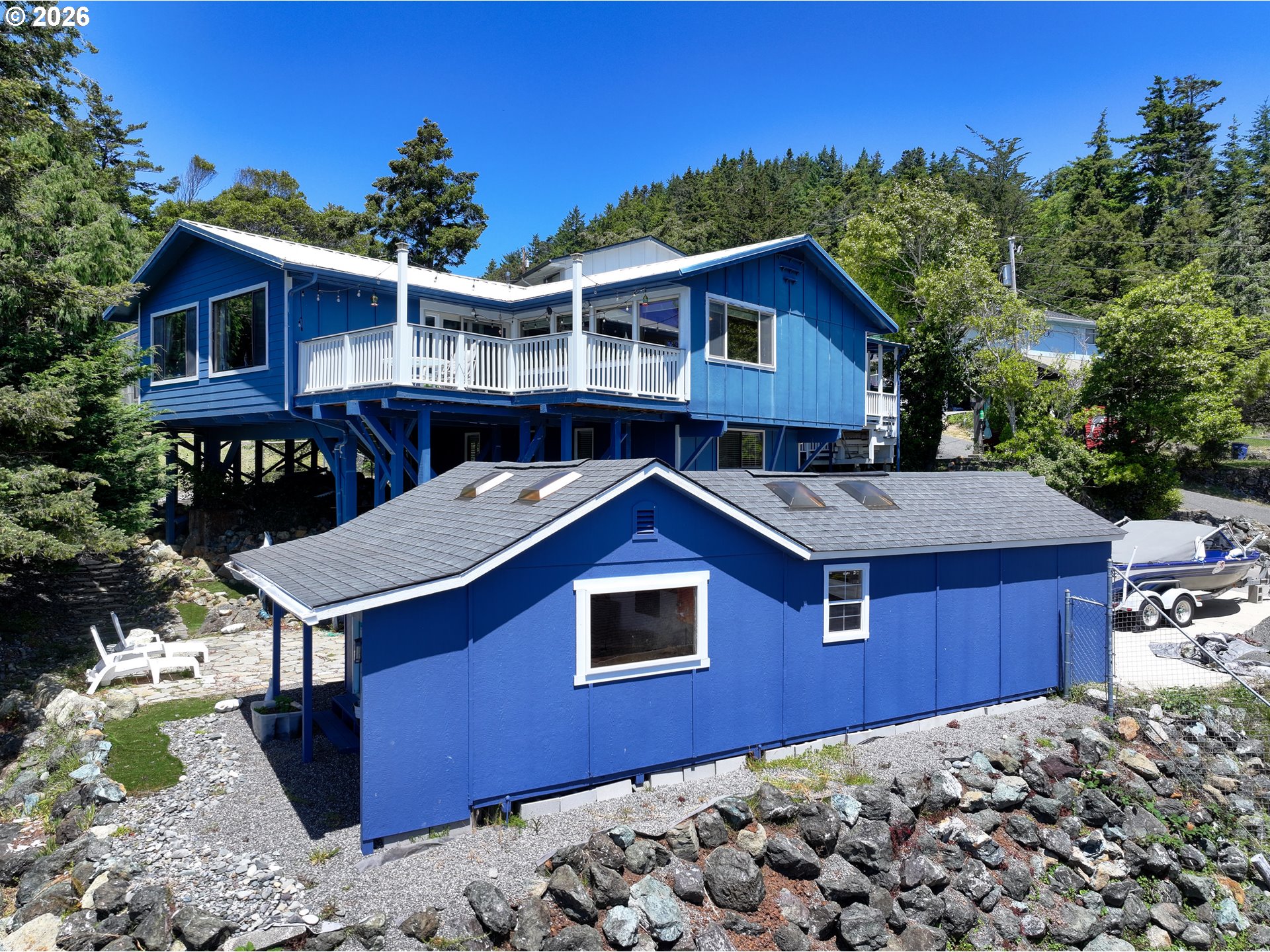 29790 HOUND DOG RD